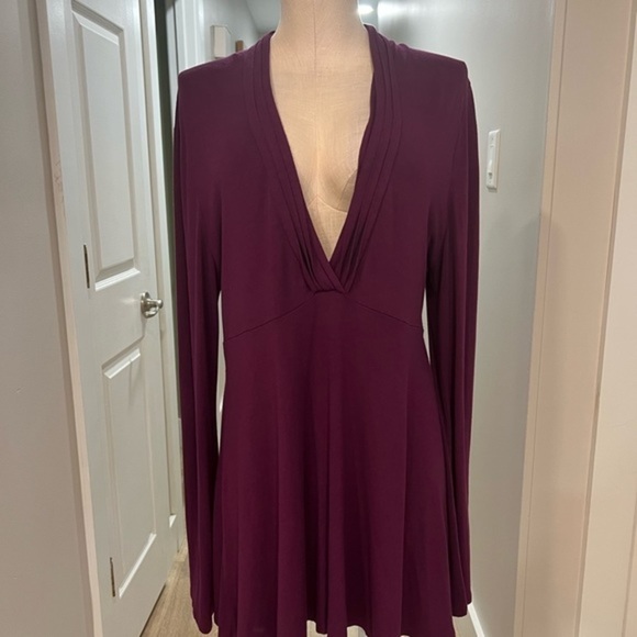 J Jill Low Cut Plum Long Sleeve Top - Picture 2 of 15